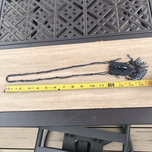 Beaded necklace pouch - Picture 10 of 10